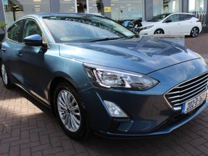 FORD FOCUS 1.0 ECOBOOST TITANIUM 5DR HATCHBACK // - Image 2