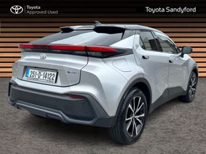 Toyota C-HR 2.0 PHEV HYBRID SPORT + // PANORAMIC R - Image 2