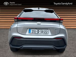 Toyota C-HR 2.0 PHEV HYBRID SPORT + // PANORAMIC R - Image 4