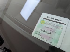 Kia Sportage 1.7td Platinum Sam 5dr - Image 2