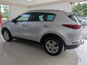 Kia Sportage 1.7td Platinum Sam 5dr - Image 3