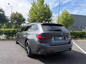 BMW 3-Series 330E M SPORT AUTO*FULL SERVICE HISTOR - Image 3