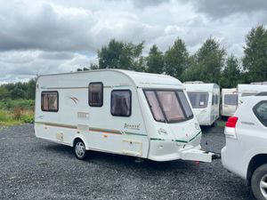 Elddis Avante 5 Berth Lightweight Caravan - Image 2
