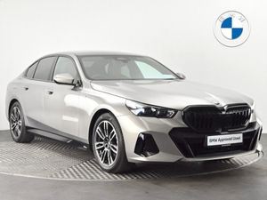 BMW 5 Series 520i M Sport Saloon - Image 2