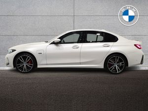 BMW 3 Series 330e M Sport Saloon - Image 4