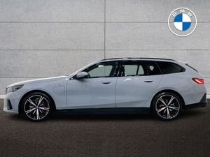 BMW 5 Series 530e M Sport Pro Touring - Image 4
