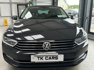 17 VOLKSWAGEN PASSAT COMFORTLINE - Image 2