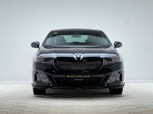 BMW 5 Series 530E M Sport - Image 2