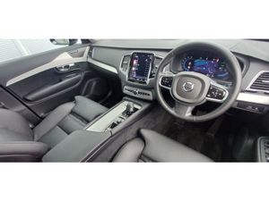 Volvo XC90 T8 Recharge AWD Plus 7seater - Image 4