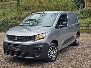 PEUGEOT PARTNER 1.5 HDI PROFESSIONAL - Image 2