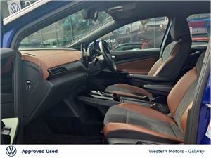 Volkswagen ID.4 Life  Heated Seats  Adaptive Crui - Image 4