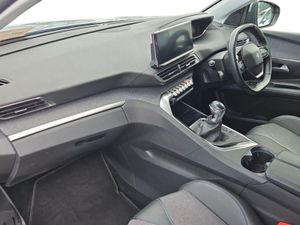 Peugeot 3008 1.2 Puretech 130bhp Allure - Image 4