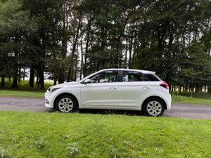 Hyundai i20 2016 Low KM - Image 4