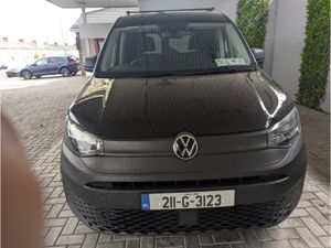 Volkswagen Caddy CARGO TDI 75HP MANUAL 6SPEED FWD - Image 2