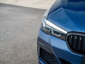 BMW 5 Series 530E M Sport - Image 4