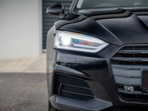 Audi A5 2.0 TDI Sport 190PS  black Edition Stylin - Image 4