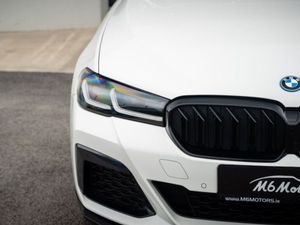 BMW 5 Series 530E M Sport PRO Sunroof 222 REG - Image 3