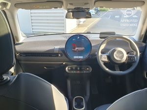 MINI HATCH Cooper SE - Image 4