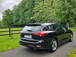 23 Ford Focus 1.5tdci Trend Auto Finance Me - Image 3