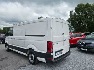 Volkswagen Crafter 30 MWB 140HP M6F 5DR - Image 4