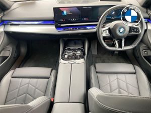 BMW i5 Edrive40 M Sport Saloon - Image 4