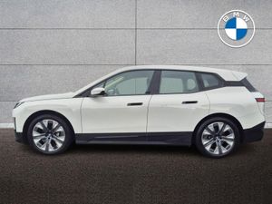 BMW IX Xdrive40 Sport - Image 4