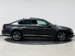 *41* 2017 Volkswagen Passat GT TDI - Image 3