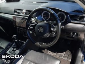Skoda Superb  style Model  2.0tdi 150BHP - Image 4