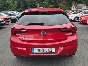 Opel Astra 2021 1.5 Turbo D 122PS 6 Speed Elite - Image 4