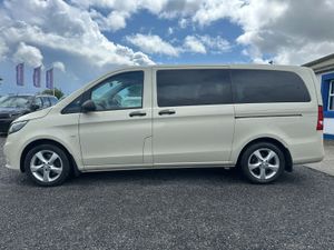 171 Mercedes Vito Tourer Select 8 Seater - Image 4