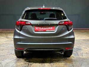 Honda Vezel 1.5 HYBRID AUTOMATIC - Image 4