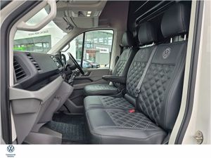 Volkswagen Crafter Crafter H 35 LWB 140BHP M6F 5D - Image 4