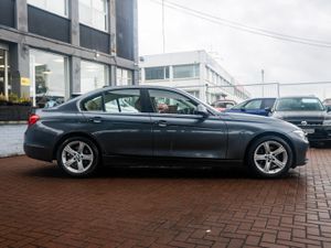 BMW 3-SERIES 2.0i 320  SE LTD LEATHER 4DR SALOON A - Image 3