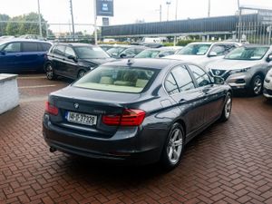 BMW 3-SERIES 2.0i 320  SE LTD LEATHER 4DR SALOON A - Image 4