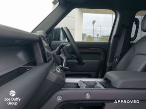 Land Rover Defender 2.0 Sedona Red Edition Phev P - Image 4