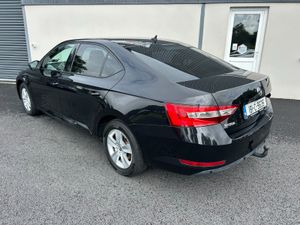 181 Skoda Superb 1.6 TDI ACTIVE 120HP - Image 3