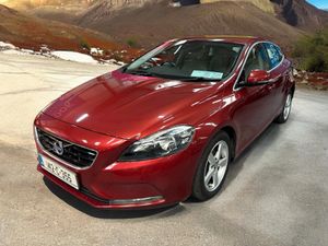 Volvo V40 1.6 D2 (115hp) SE Leathe - Image 3