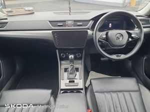Skoda Superb Superb STY 2.0tdi 150HP DSG - Image 2