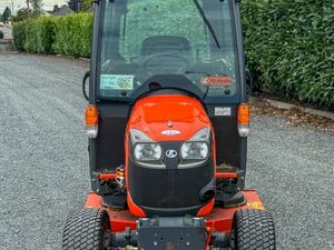 2023 Kubota BX231Cab C/w 48" Deck - Image 3
