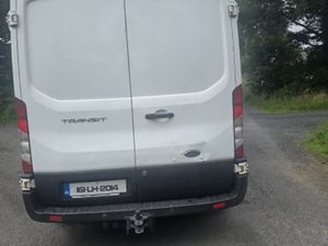 16 Ford Transit 2.2 Factory Crew Cab 7 seater - Image 4