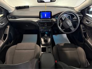Ford Focus TITANIUM EDITION 1.5 TD 120 4DR - Image 3