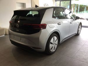 Volkswagen ID.3 Life Pro 58kw - Only 6 000 Km - T - Image 2