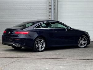 181 Mercedes E220 Amg Line - Image 3