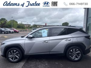 Hyundai Tucson Ix35 Executive 5DR - Image 2