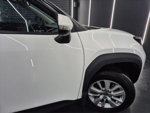 Toyota Yaris CR Luna 4DR Auto - Image 3