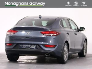 Hyundai i30 FASTBACK 5DR - Image 4