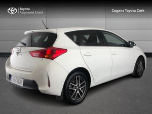 Toyota Auris AURIS 1.4D-4D SOL - Image 2