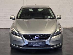 14 V40 auto - Image 3