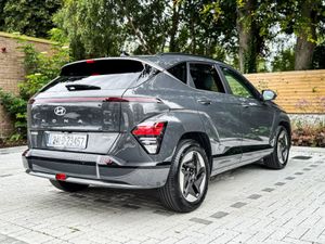 Hyundai Kona Kona EV Elegance 65kwh low Mileage - Image 3