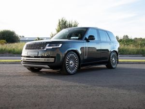 2024 Land Rover Range Rover 3.0 SE Diesel - Image 2